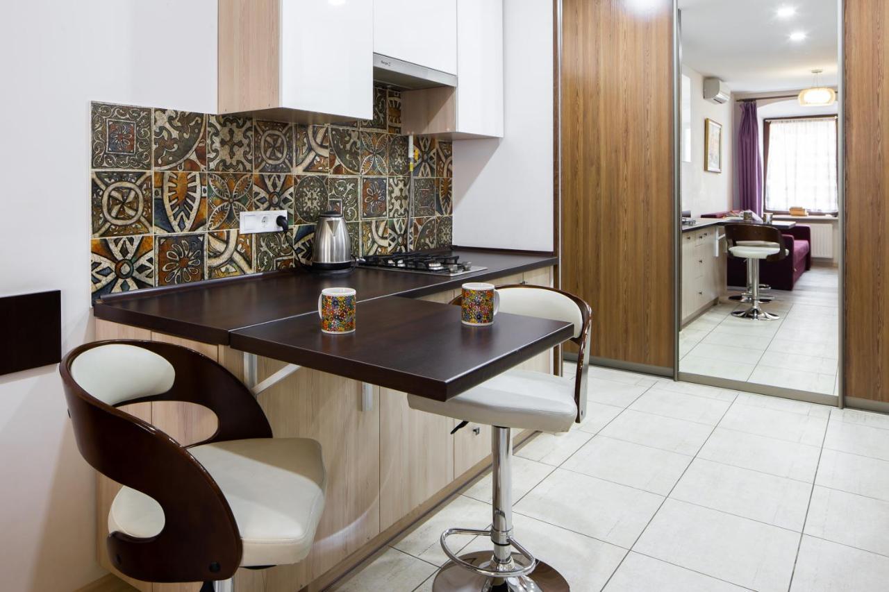 Lion King Krakivska Apartment Лвив Екстериор снимка