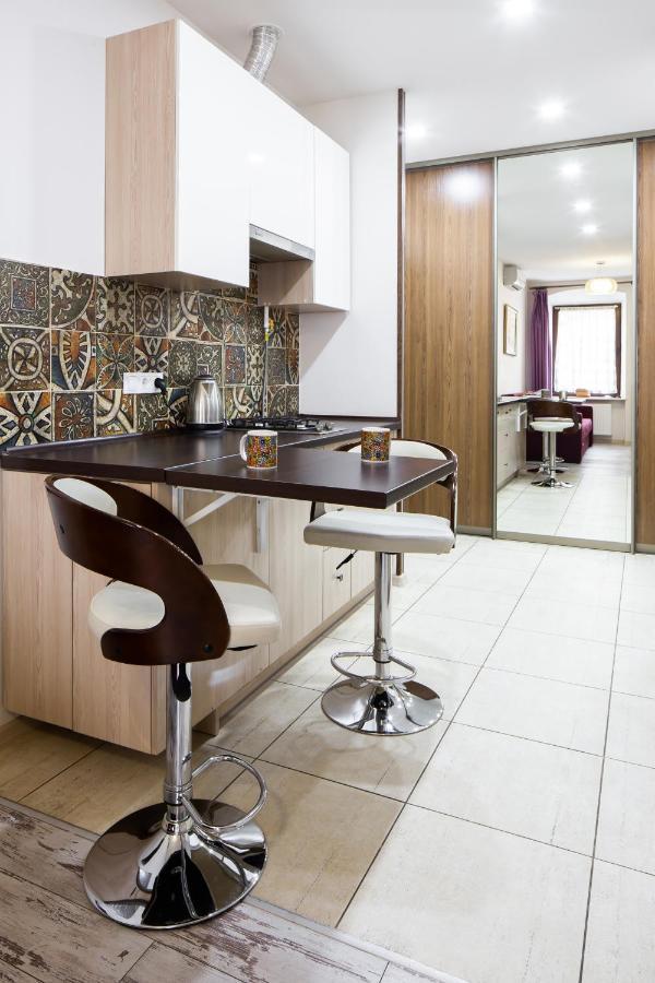 Lion King Krakivska Apartment Лвив Екстериор снимка
